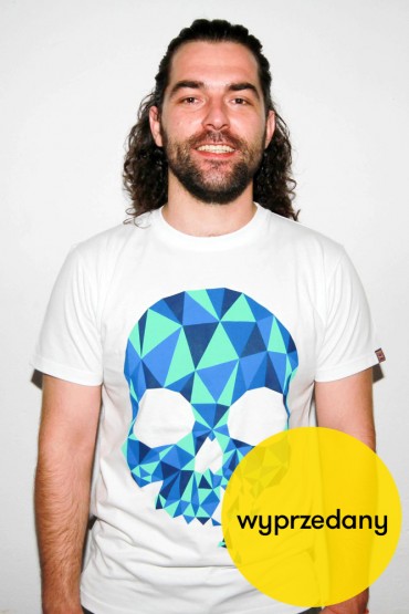 TRIANGULAR SKULL